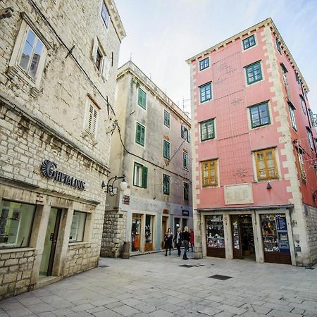 Top City Center Apartments Šibenik Exteriör bild