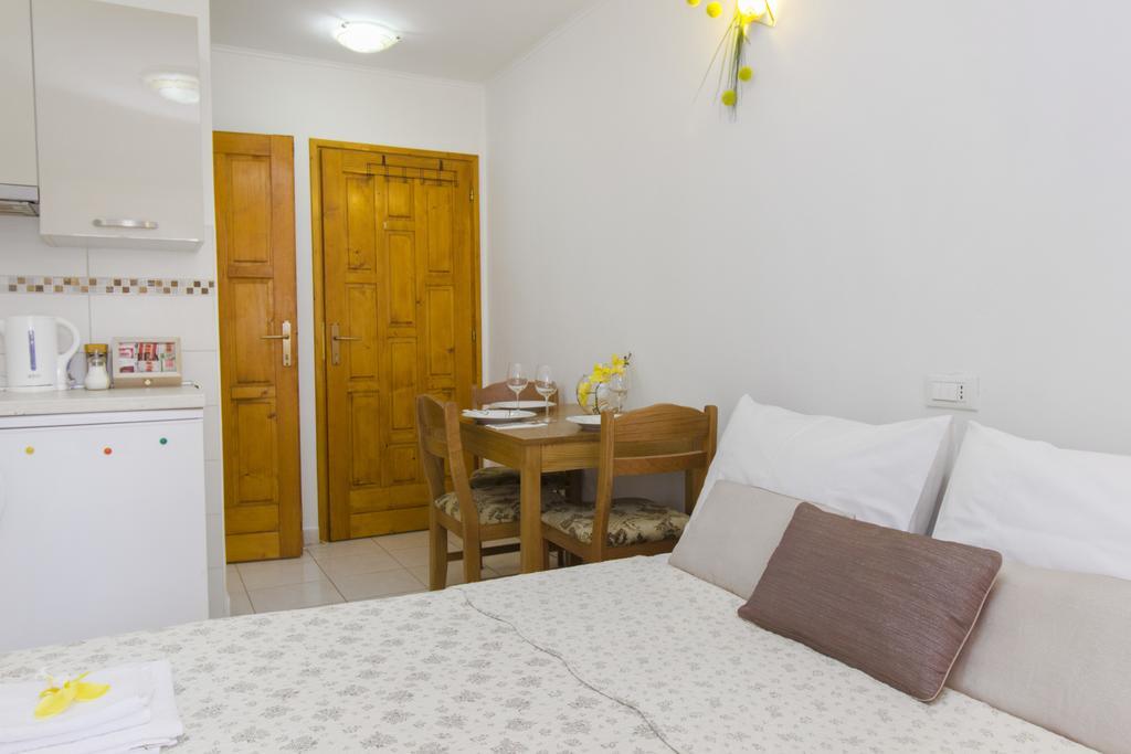 Top City Center Apartments Šibenik Exteriör bild