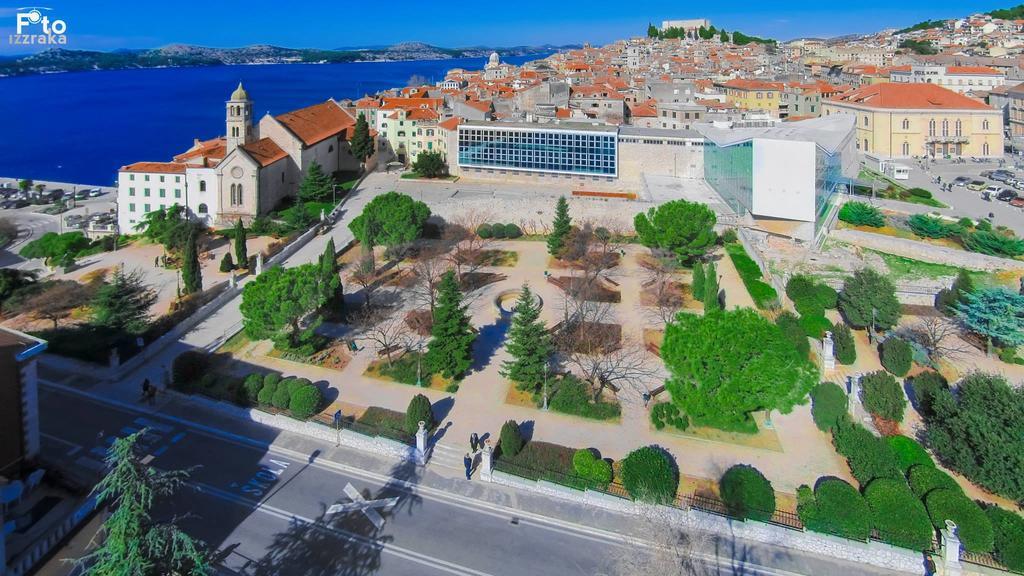 Top City Center Apartments Šibenik Exteriör bild